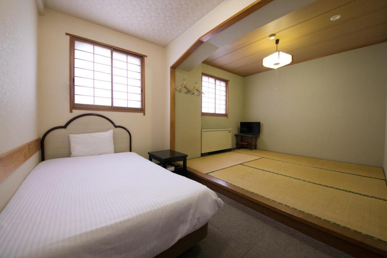 Heiwadai Hotel Otemon Fukuoka  Buitenkant foto